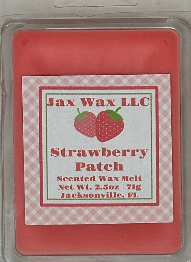 Strawberry Patch Small Clamshell